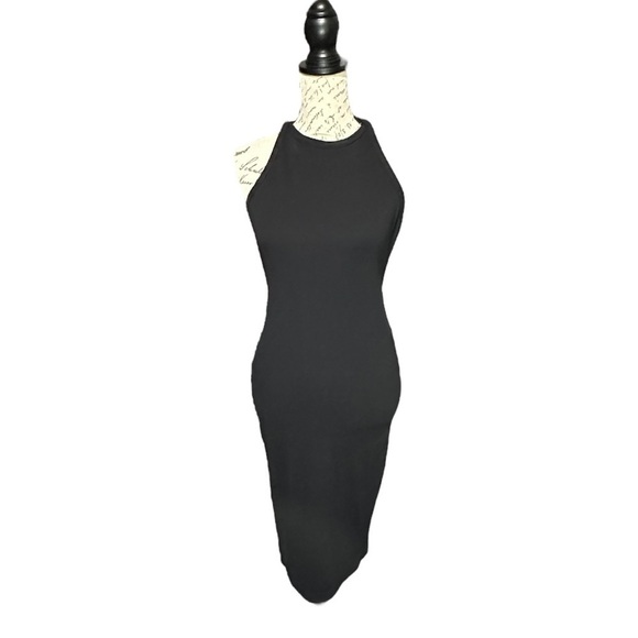 Urban Outfitters Silence + Noise Black Backless Maxi Dress Size Medium NWT - Picture 1 of 3